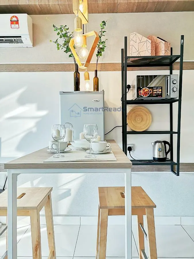Residences At Daya By Sr Home Johor Bahru 0*,